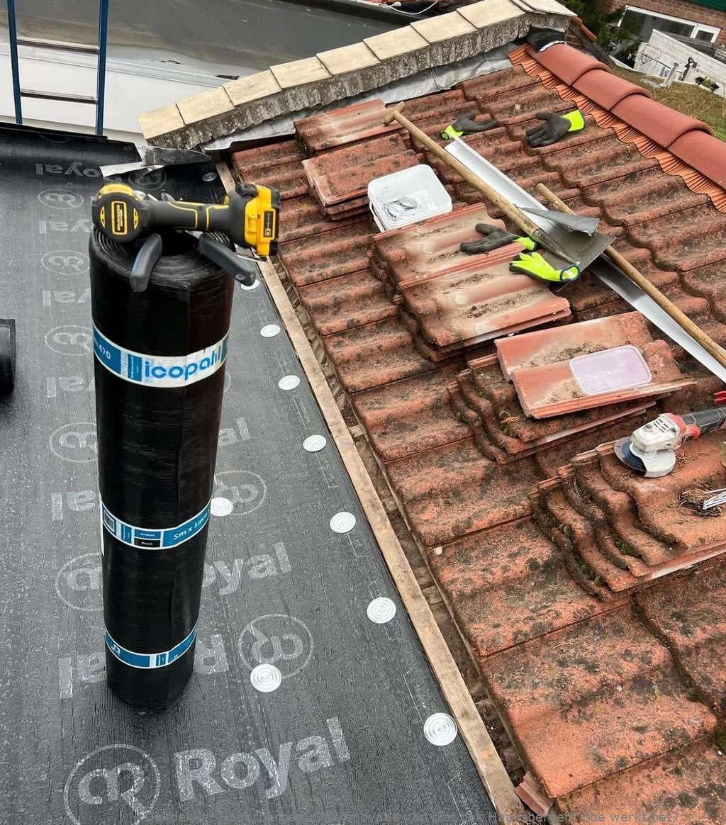 Dakrenovatie van plat dak Haaksbergen: hoe werkt het?